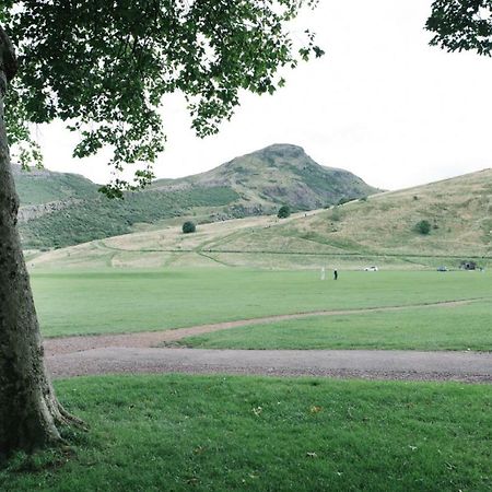 Beautiful City Centre Apartment - Holyrood Park Edinburgh Ngoại thất bức ảnh