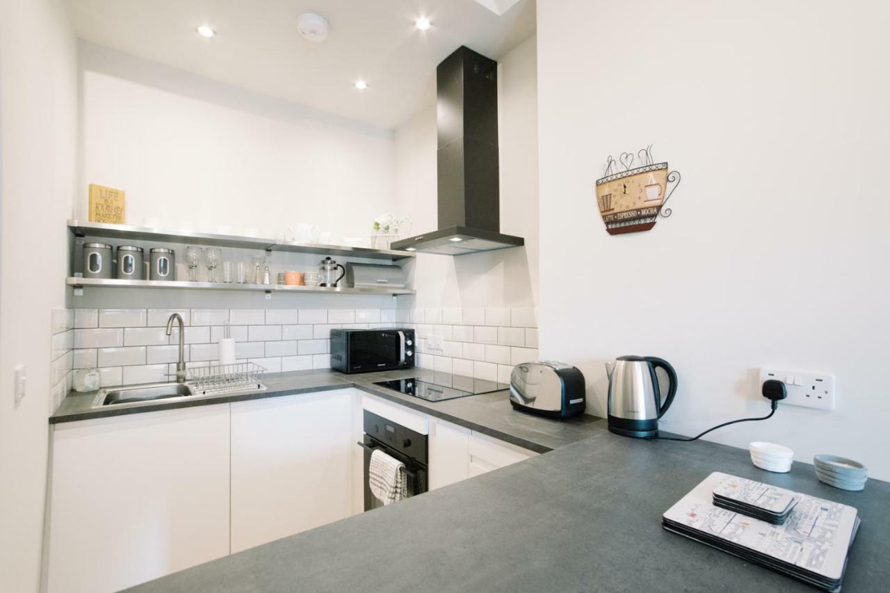 Beautiful City Centre Apartment - Holyrood Park Edinburgh Ngoại thất bức ảnh