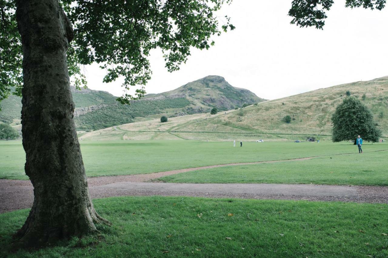 Beautiful City Centre Apartment - Holyrood Park Edinburgh Ngoại thất bức ảnh